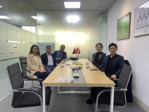 Sự kiện gặp mặt hãng luật chuyên về di trú của Úc tại trụ sở của Uniwings Hà Nội.